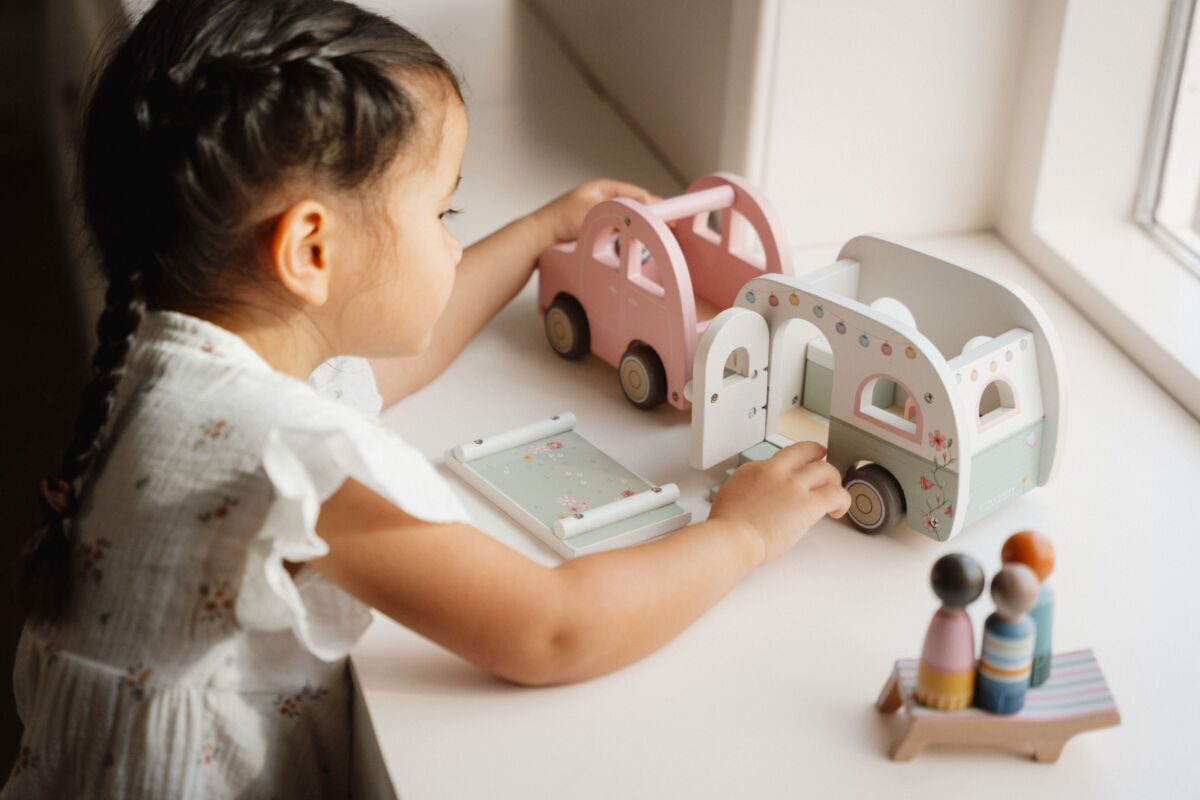 Little Dutch Toy Car with Caravan FSC 8022