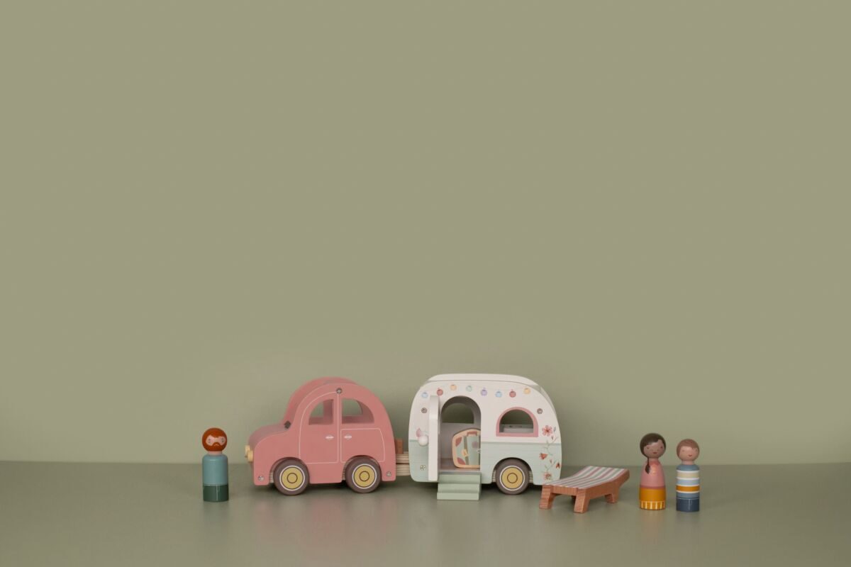 Little Dutch Toy Car with Caravan FSC 8022