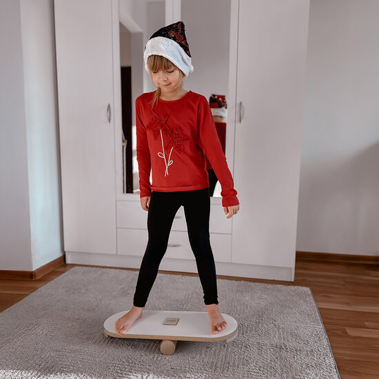 PLUSH NEST Balance board for kids, Wodden Play