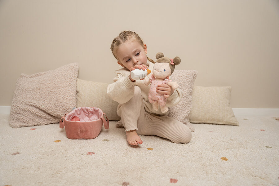 Little Dtuch baby doll Rosa Little Pink Flowers 4553