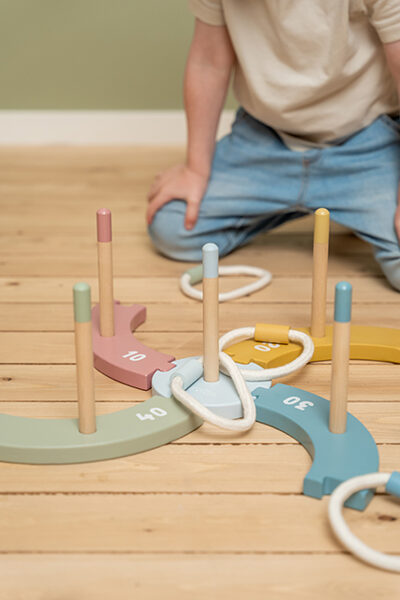 Little Dutch Ring Toss Game FSC 7111