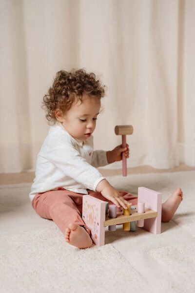 Little Dutch Pounding Bench Fairy Garden FSC 7346