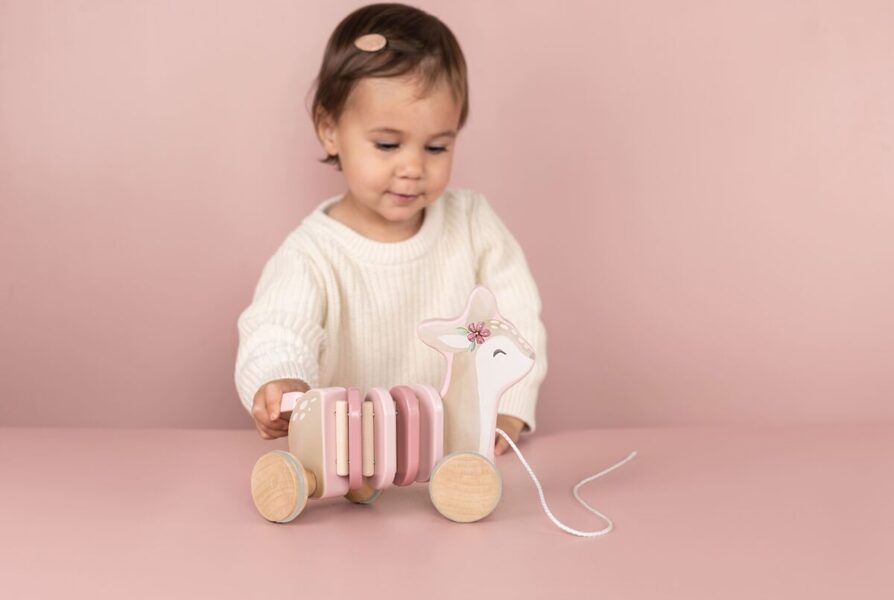 Little Dutch Pull-along wiggle Deer Fairy Garden FSC 7357