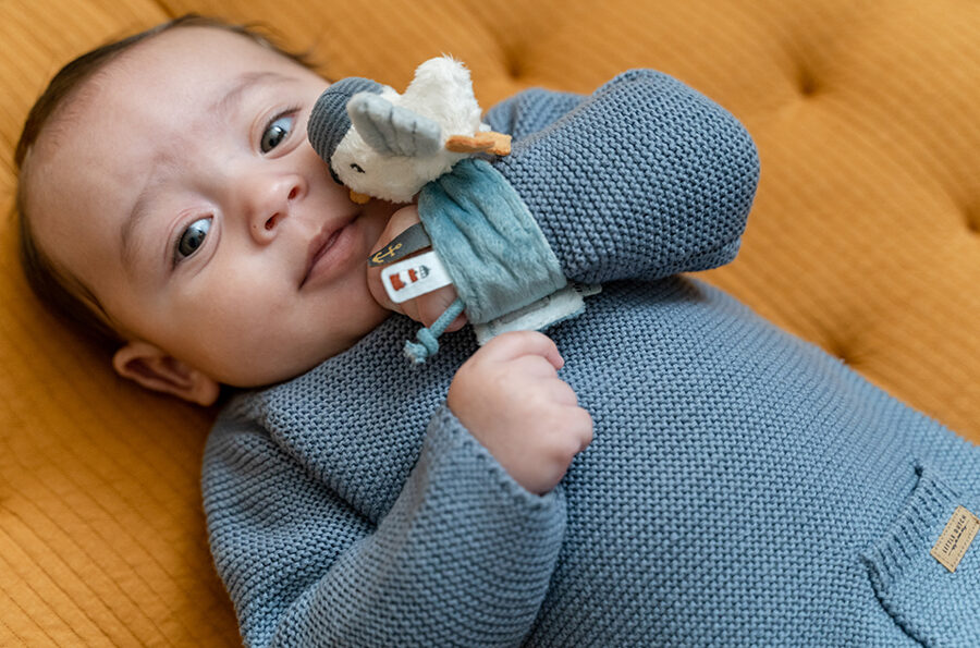 Little Dutch Rattle Bracelet Sailors Bay 8624
