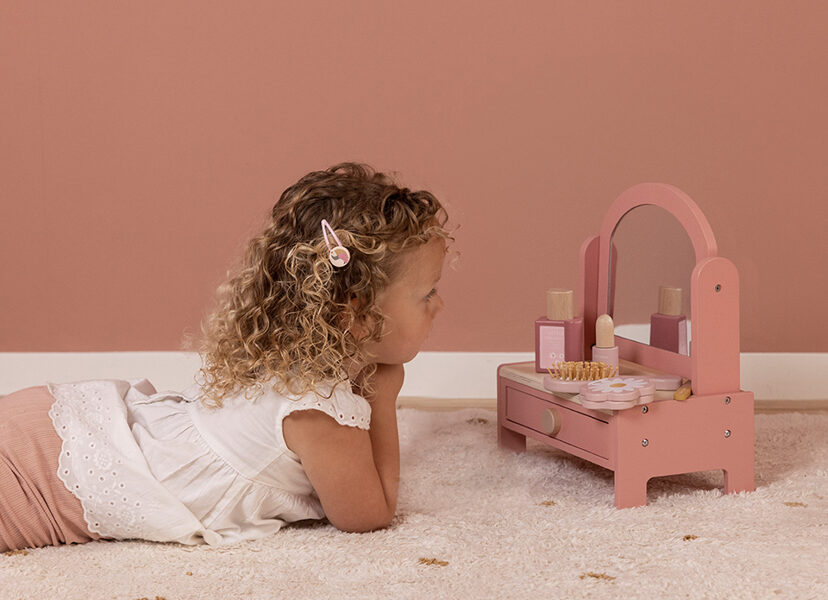 Little Dutch Vanity Table 7062
