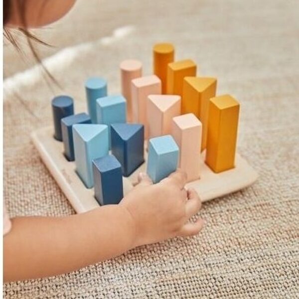 PlanToys GEOMETRIC PEG BOARD - ORCHARD 5477