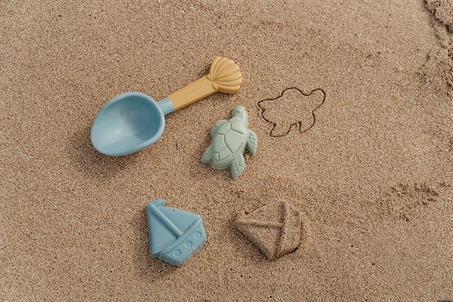 Little Dutch Beach set sand shapes Sailors Bay 3-piece 2010589